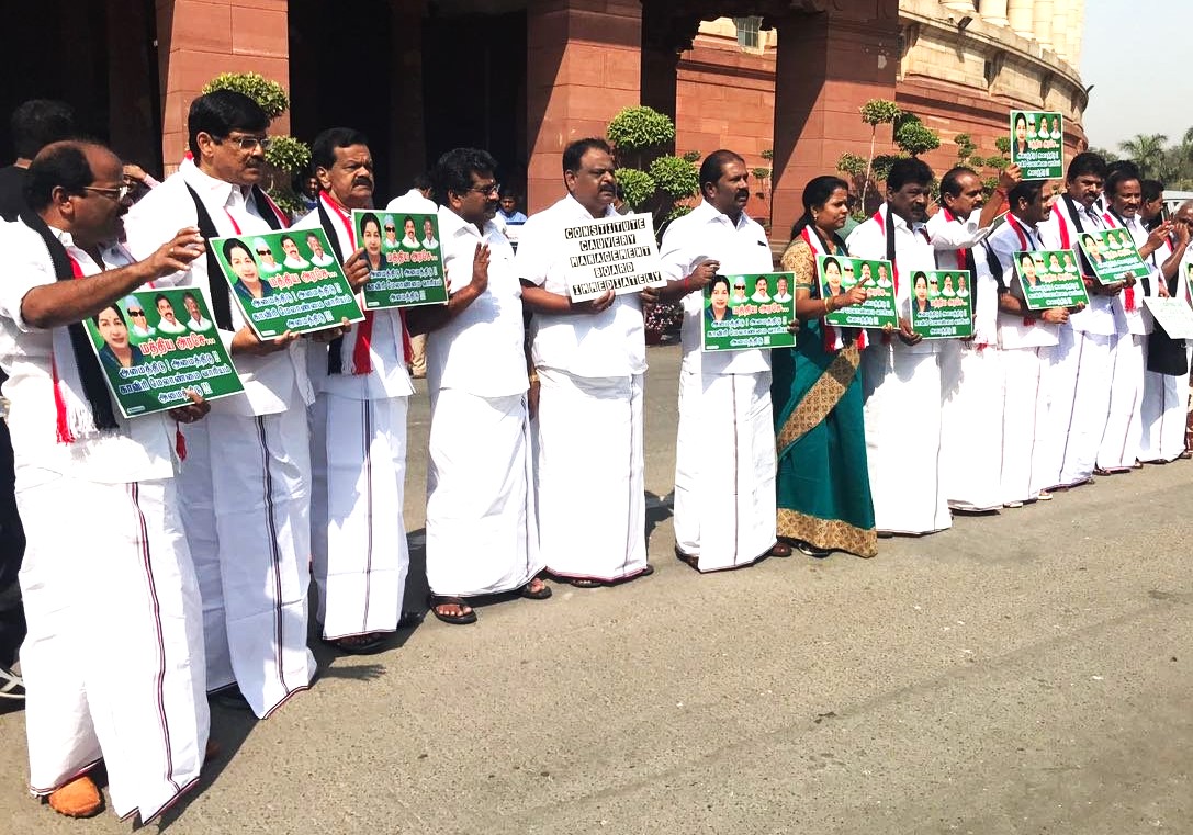 For only 3rd time in its 50-year history, AIADMK may soon not have a member in the Lok Sabha