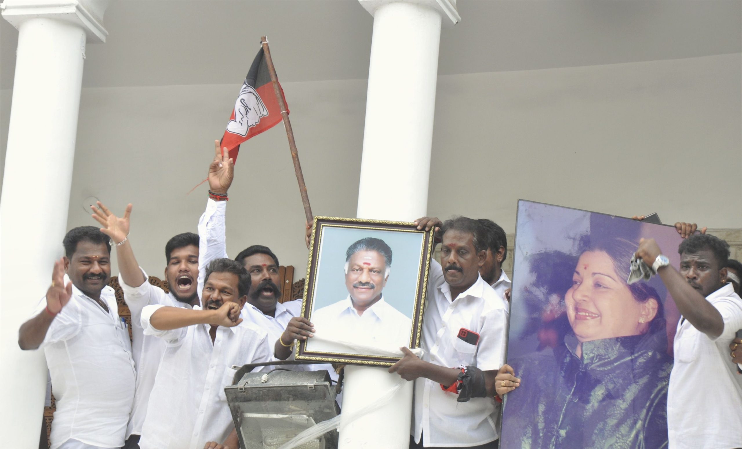 O Panneerselvam supporters at AIADMK headquarters