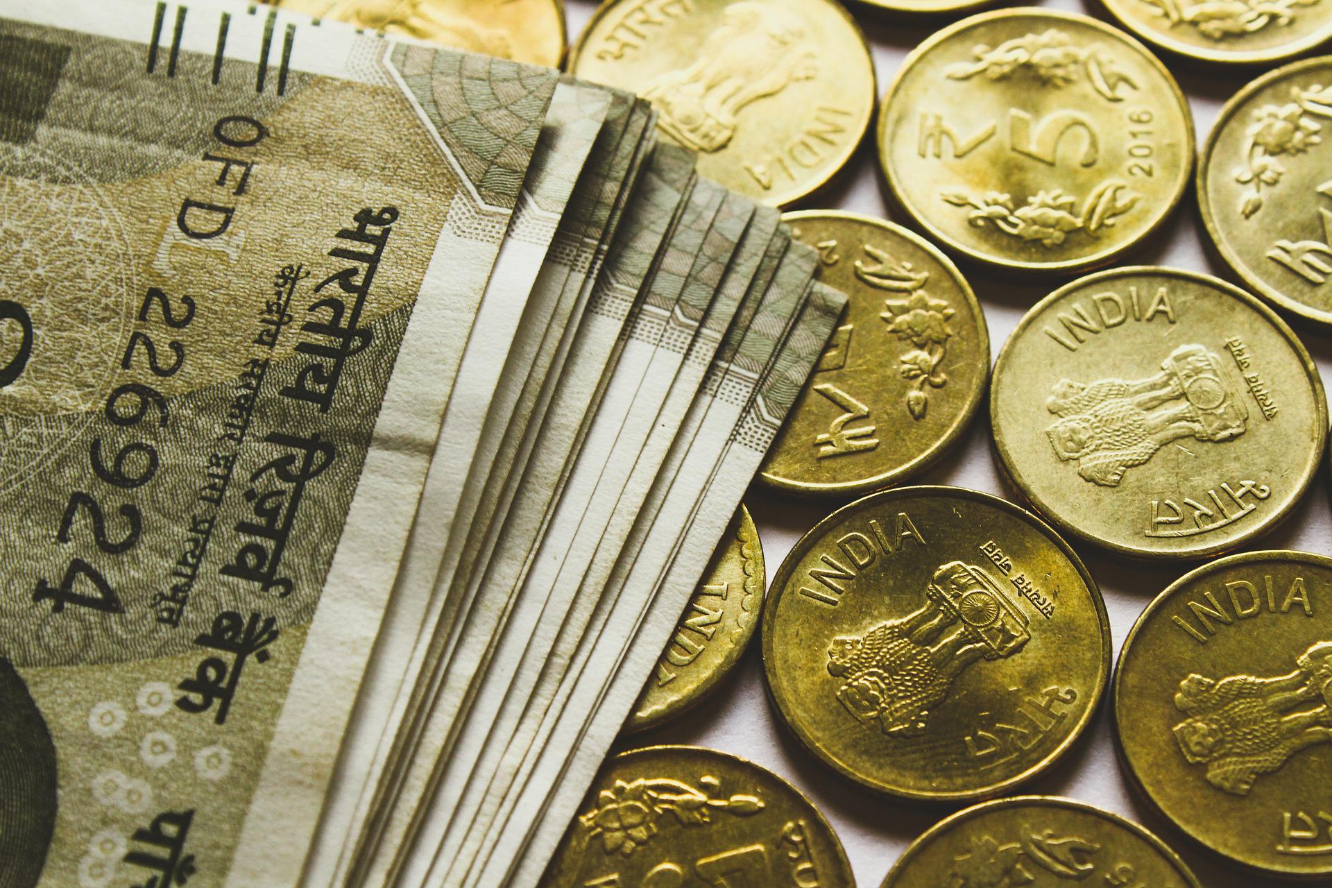Tamil Nadu: OPS seeks to retain control of AIADMK bank accounts