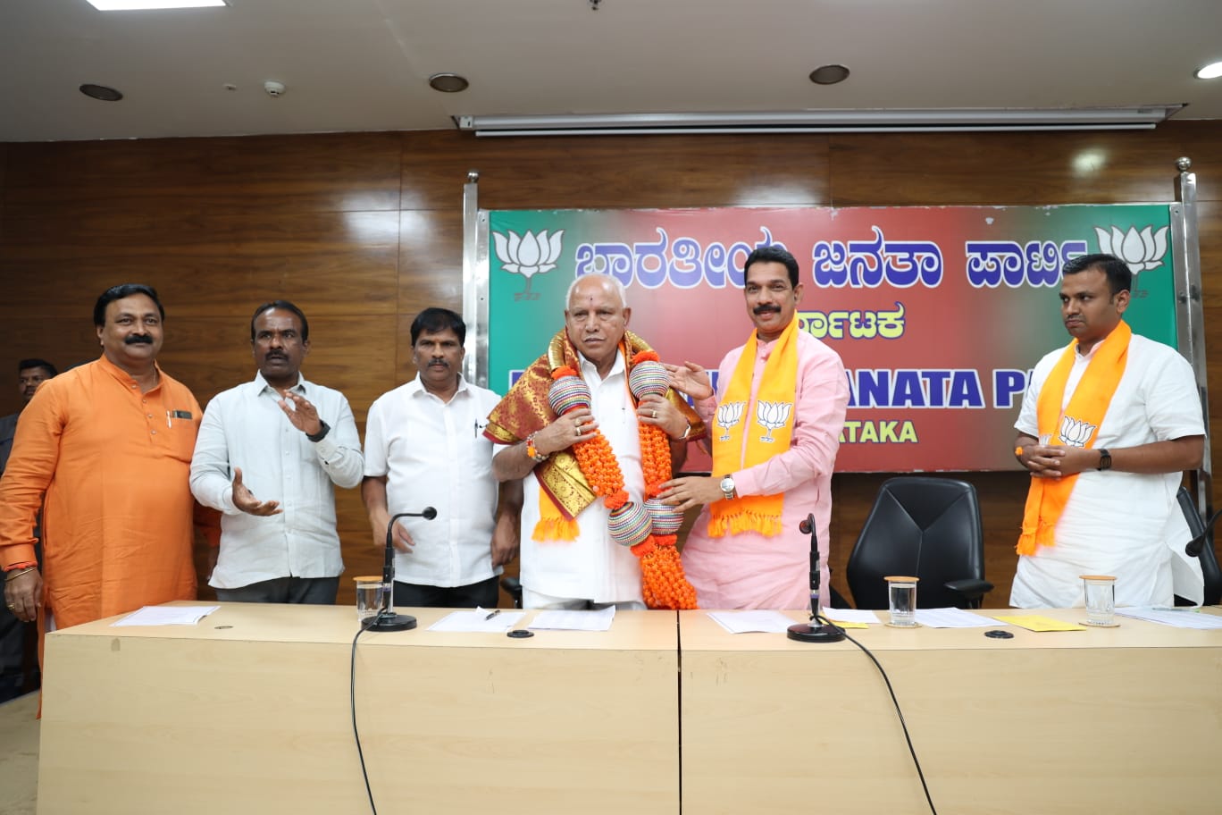 Karnataka BJP President Nalin Kumar Kateel felicitating BS Yediyurappa at party office in Bengaluru. (Twitter: NalinKateel)