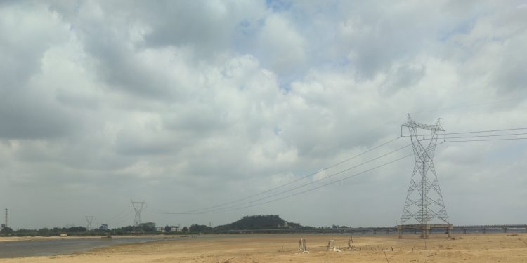 Power lines in Tamil Nadu