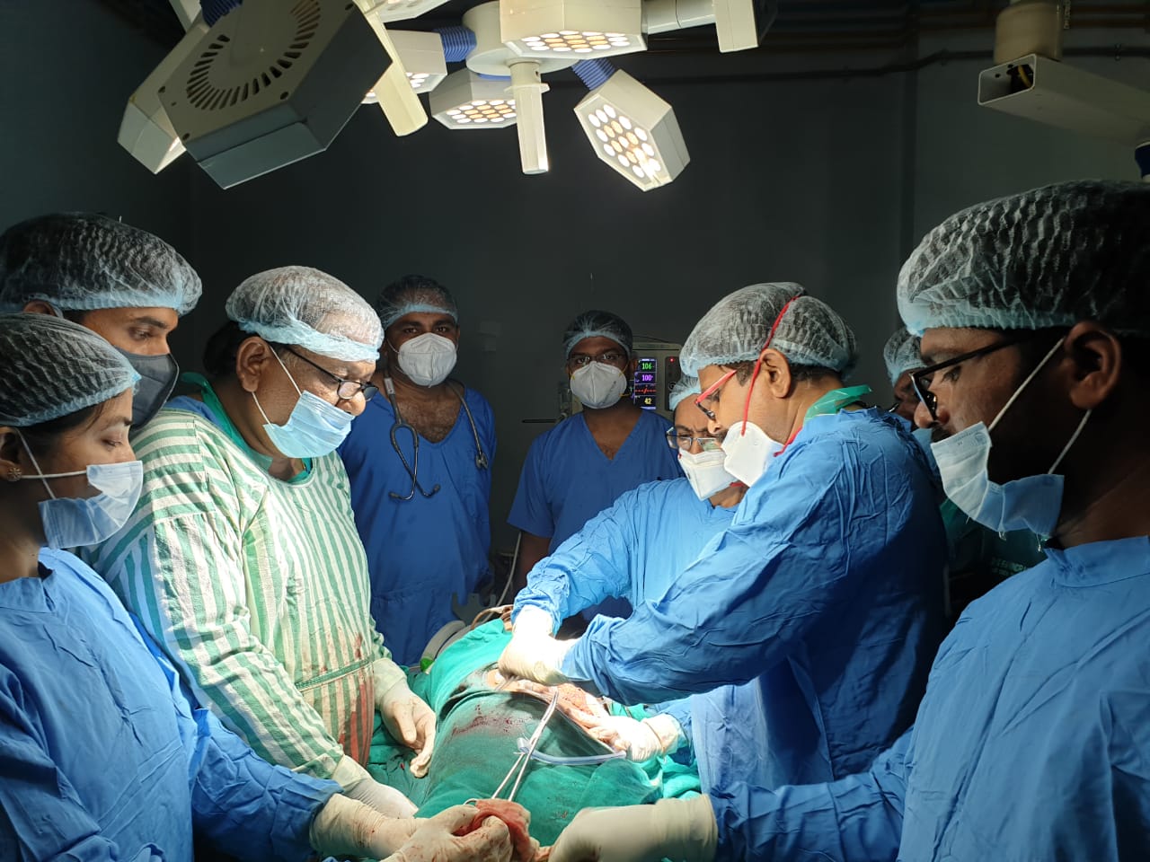 Doctors of GMC Nizamabad performing surgery
