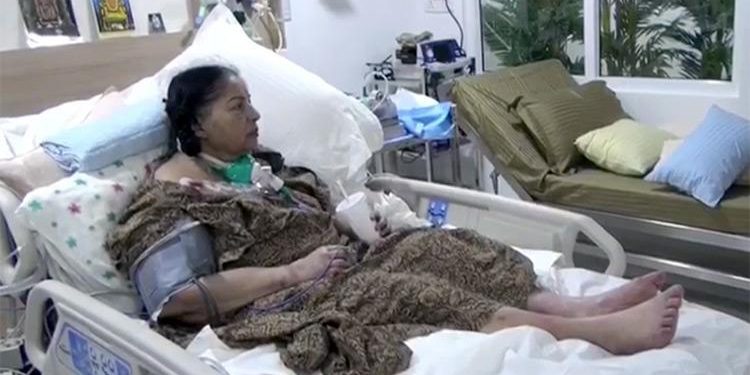 Jayalalithaa-in-hospital-20_12