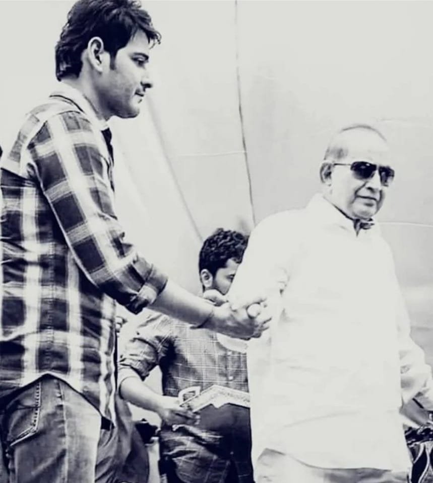ghattamaneni krishna with actor mahesh babu