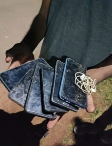 In the dilapidated house in Kurichy, the youngsters found six other mobile phones, which the police suspect to be stolen