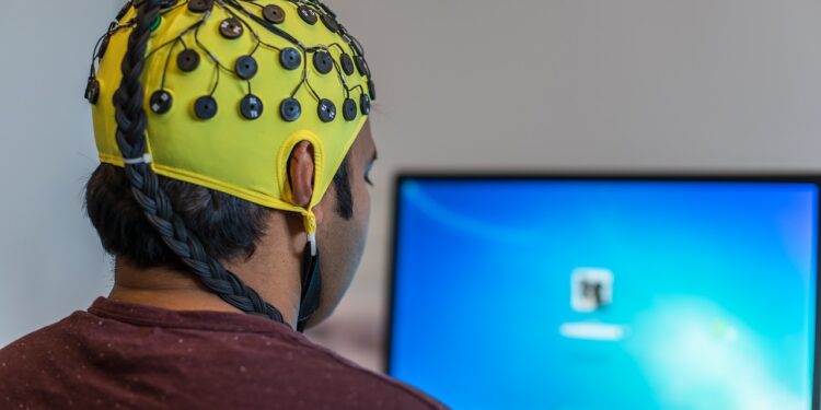Brain mapping EEG