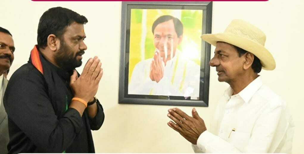 Pilot Rohith Reddy with KCR