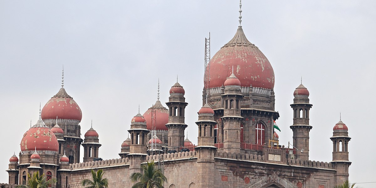 The court questioned whether there was no law and order problem because of dharnas organised against the central government by the ruling party leaders. (Wikimedia Commons)