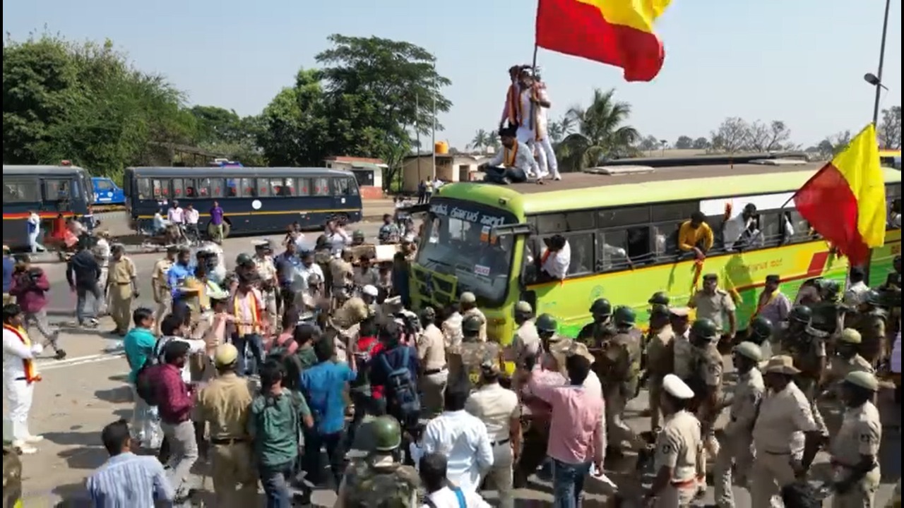 Karnataka-Maharashtra border row: Police detain over 500 pro-Kannada activists. (Supplied)