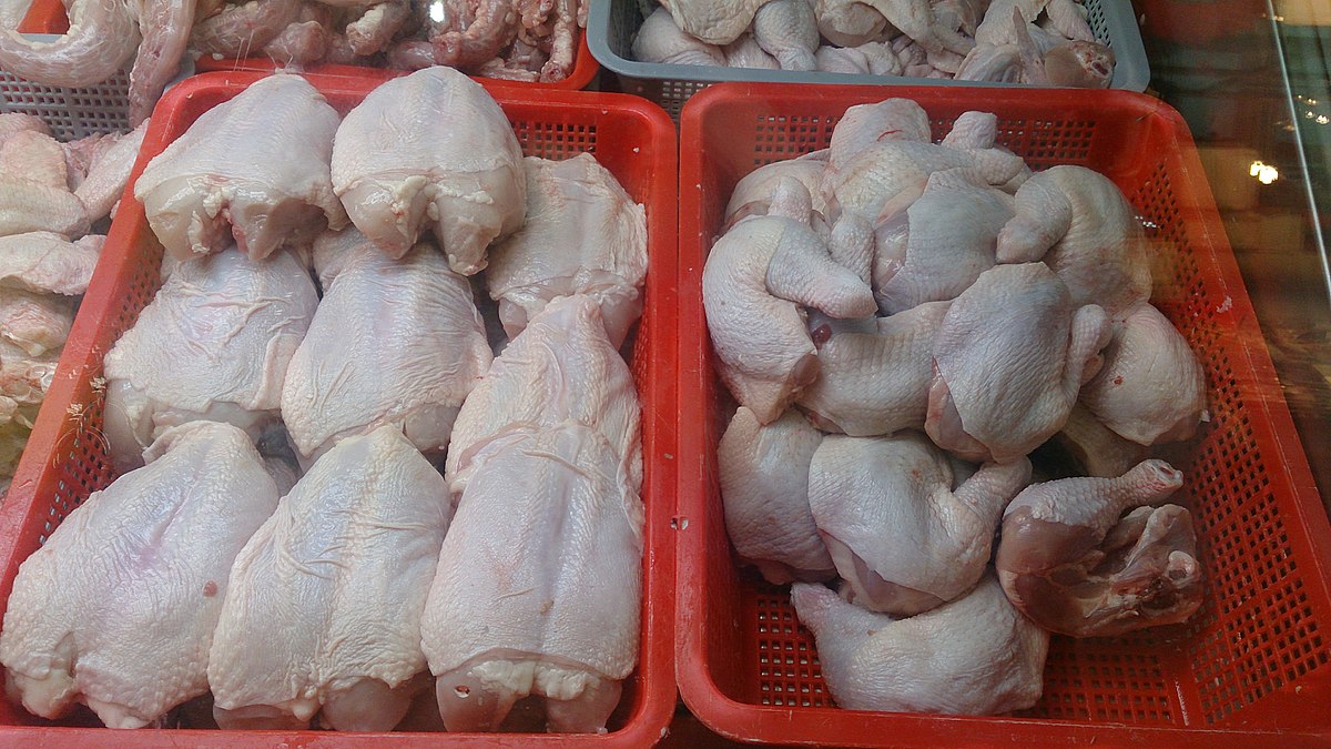 Kalamassery rotting frozen chicken