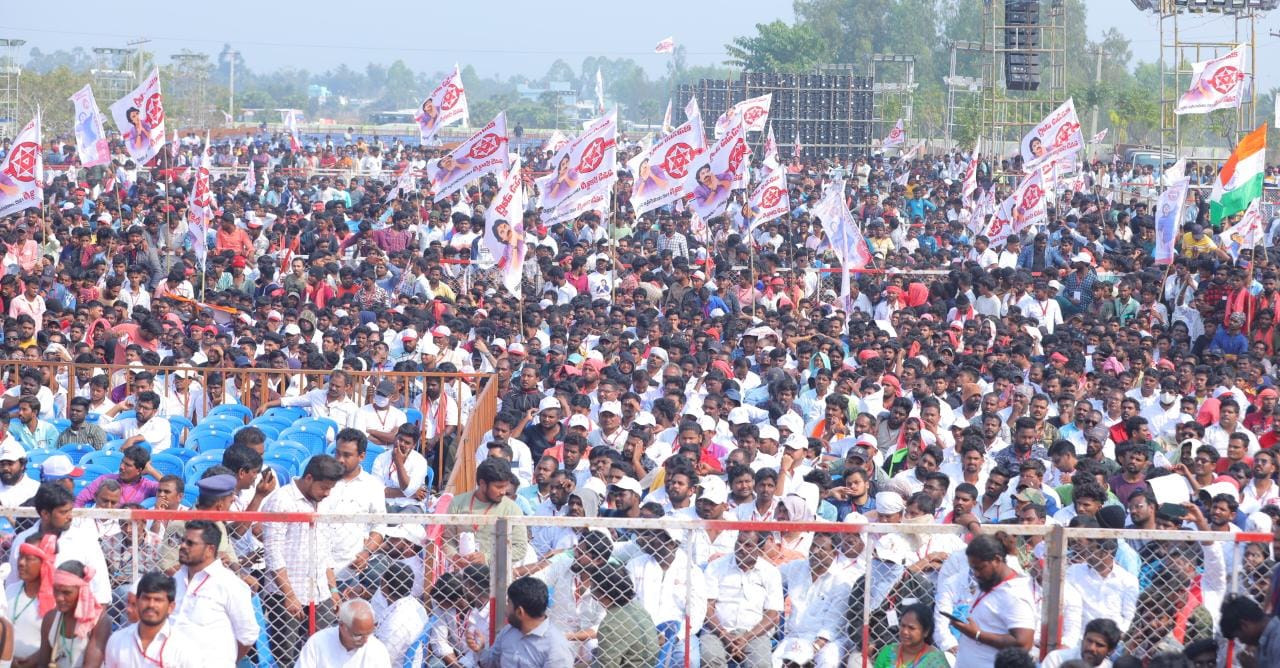 Crowds at the Jana Sena Yuva Shakti Rally of Pawan Kalyan. TDP alliance