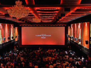 vijay varisu review show theatre