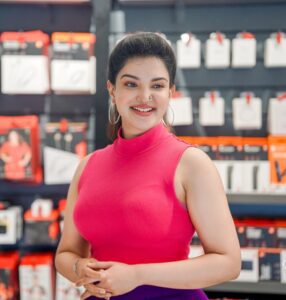 honey rose