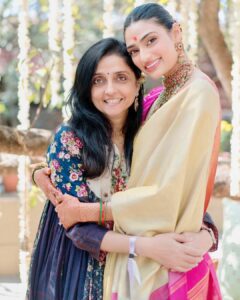 Fashion stylist Ami Patel styled recent bride Athiya Shetty and her mother Mana Shetty. (Instagram)