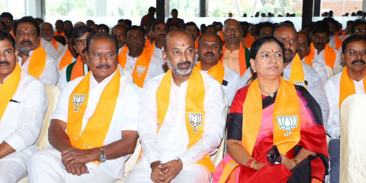 Top Telangana BJP leaders were asked by Amit Shah to exercise restraint on the Kavitha-Delhi liquor scam link