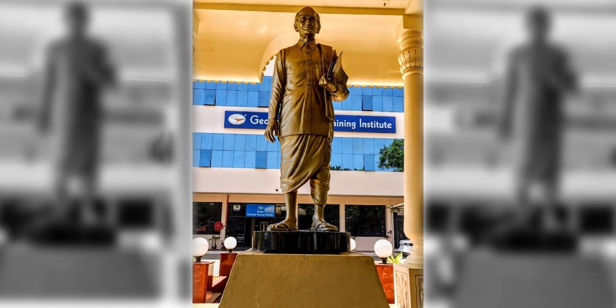 GD Naidu statue at Coimbatore science museum