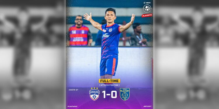 Kerala Blasters players were getting ready to set up a wall when Bengaluru FC's Chettri scored the contentious goal in the ISL playoff match (Twitter/ISL)