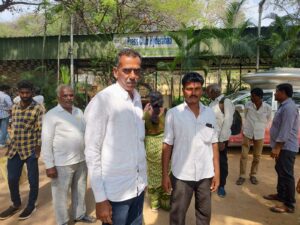 Tenant farmers Badha Venkatramana and Haridas Ramanayya