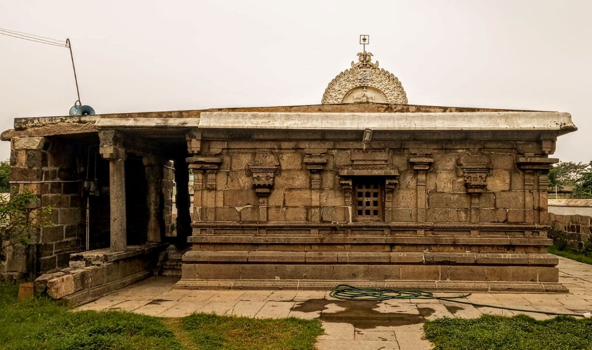 The Sivan temple in Thenneri built in stone during the reign of Kulothunga Chola I