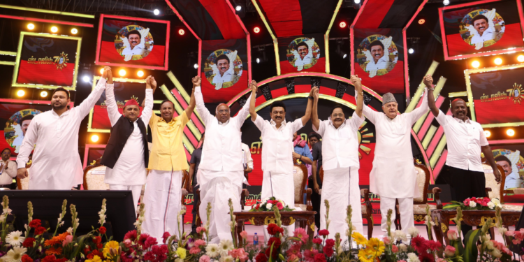 Top leaders of Opposition parties banded together at Stalin's 70th birthday event and called for unity to fight against the BJP in the 2024 Lok Sabha elections. (Twitter)