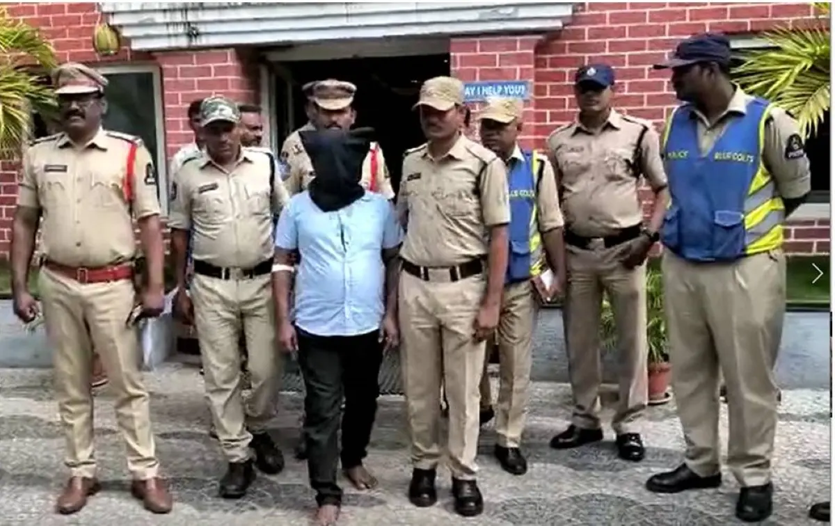 Driver of DAV Public School principal in Hyderabad sentenced to 20 years in jail for rape of LKG student