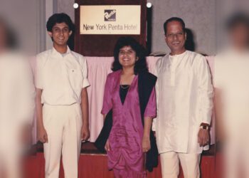 Raju Ananthaswamy with his sister, Sunitha Ananthaswamy and his father, Mysore Ananthaswamy