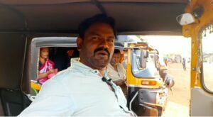 Nagaraj, auto-driver in Bhatkal