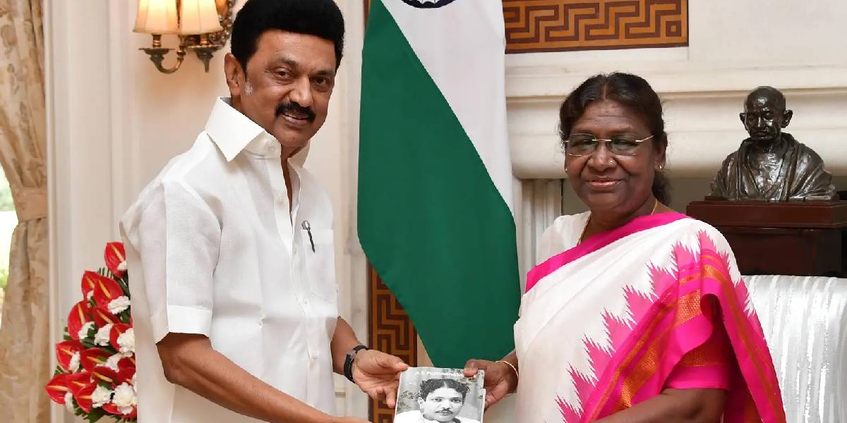Stalin called on President Droupadi Murmu at the Rashtrapati Bhawan and invited her to the function. (Twitter)