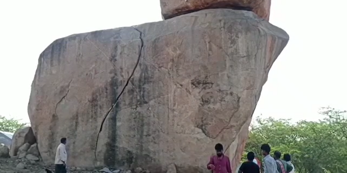 The rock that is estimated to be 500 years old is on the outskirts of Gonegandla village in Kurnool. (Screengrab/Twitter)