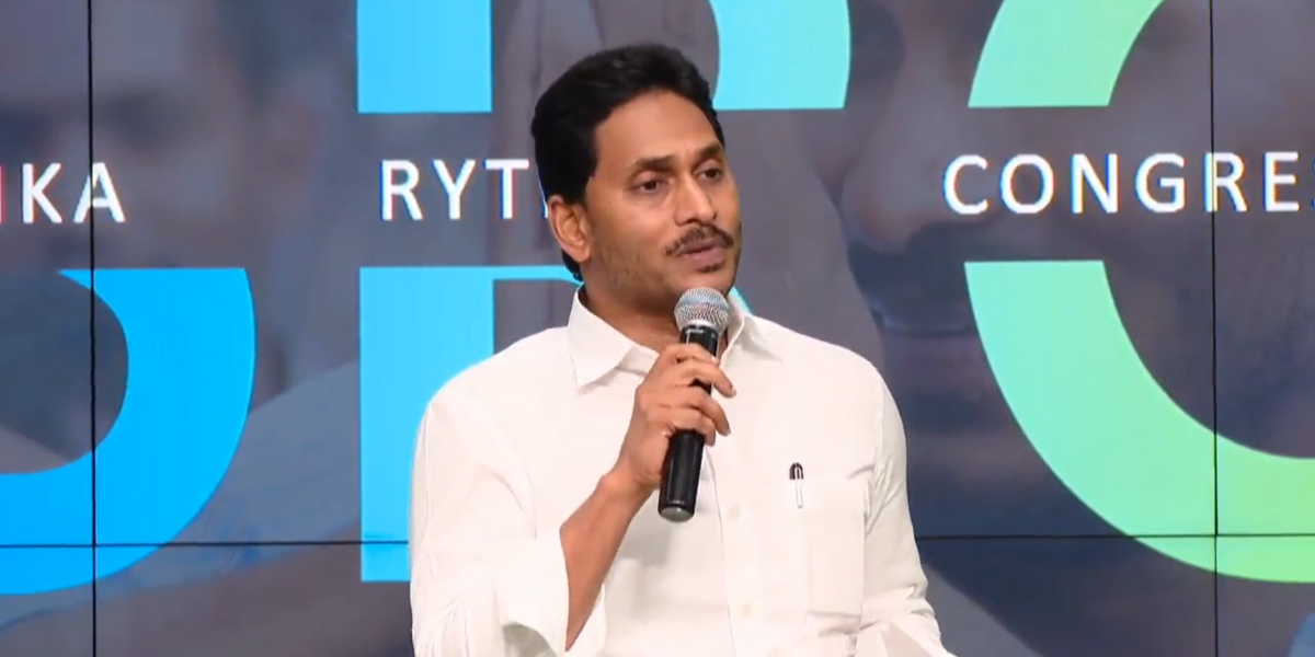On 3 April, Jagan held a workshop attended by MLAs, ministers, coordinators, regional coordinators, and district unit presidents of the YSRCP. (Screengrab/Twitter)
