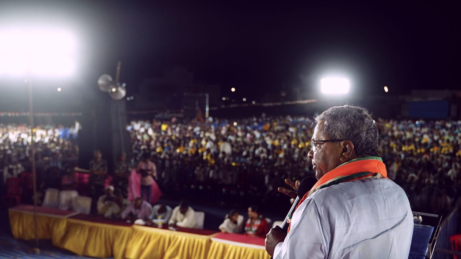 Former Chief Minister and Congress leader Siddaramaiah addressing a rally in Kundgol on Tuesday. (Supplied)