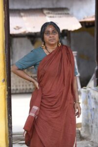 Actor Rohini as Thanga Ponnu in Thandatti