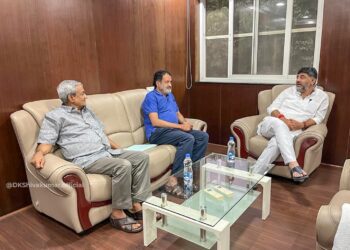 DK Shivakumar met with Mohandas Pai and Abhay Jain in Bengaluru on Friday