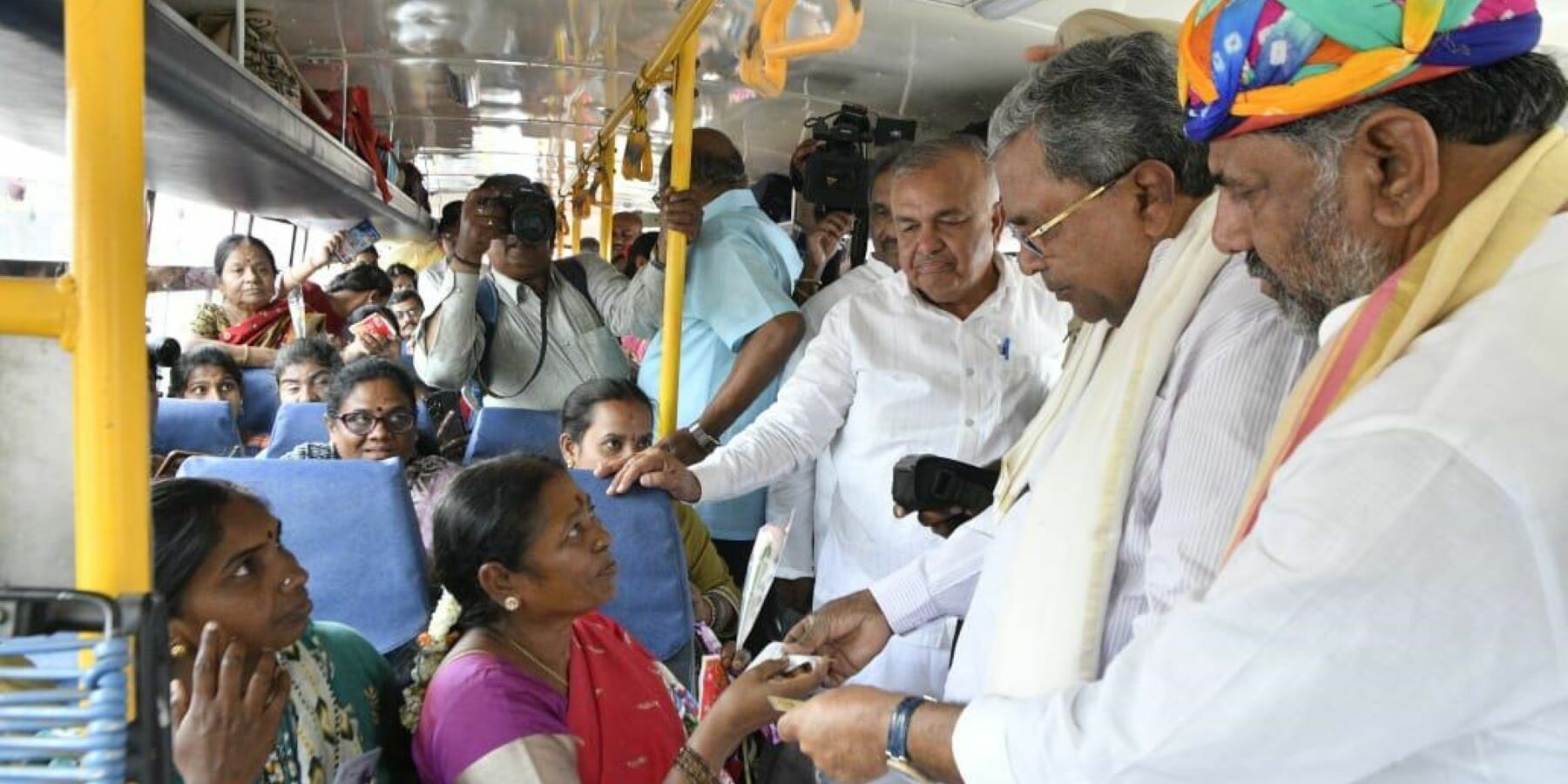 Karnataka Shakti Scheme Siddaramaiah