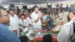 Oommen Chandy funeral