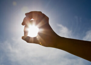 Sunlight can be a good source of Vitamin D. A new study finds link between Vitamin D and frequency of migraine. 