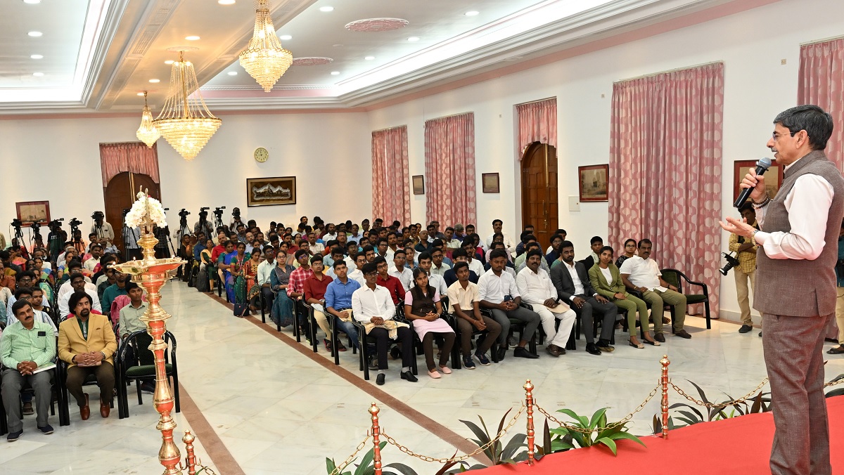 Governor RN Ravi interacting with students on Saturday. (Supplied)
