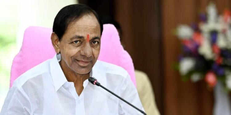 telangana-cm-announces-setting-up-of-pay-revision-panel