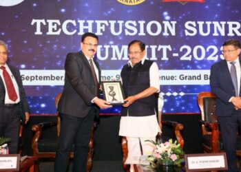Home Minister G Parameshwara at the Techfusion Sunrise Summit-2023