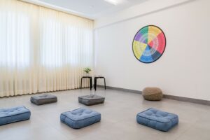 Neeta's expertise in colour psychology and her emphasis on abundant natural light too have been crucial components in creating a space conducive to therapy. (UC Photostory)