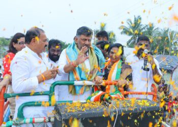 Karnataka High Court CM Siddaramaiah DyCM DK Shivakumar CBI DA Case