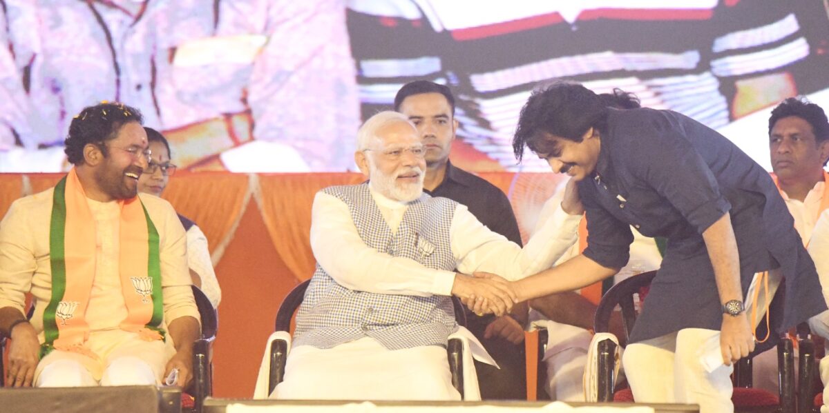 PM Modi, Telangana BJP chief Kishan Reddy and Pawan Kalyan at Hyderabad BC meeting. (Supplied)