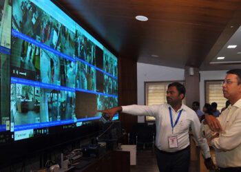 Telangana CEO Vikas Raj and GHMC Commissioner D Ronald Rose, who is also Hyderabad's district election officer, monitor the polling situation from the Integrated Command and Control Room set up for the Telangana Assembly Elections.