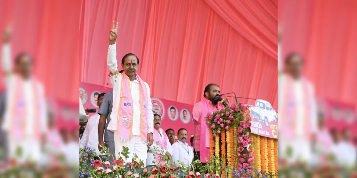 It’s KCR vs the people; and the people of Telangana are flirting with the Congress!