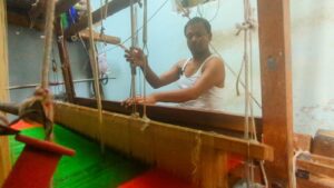Handloom Weavers Telangana Assembly Polls BRS Congress