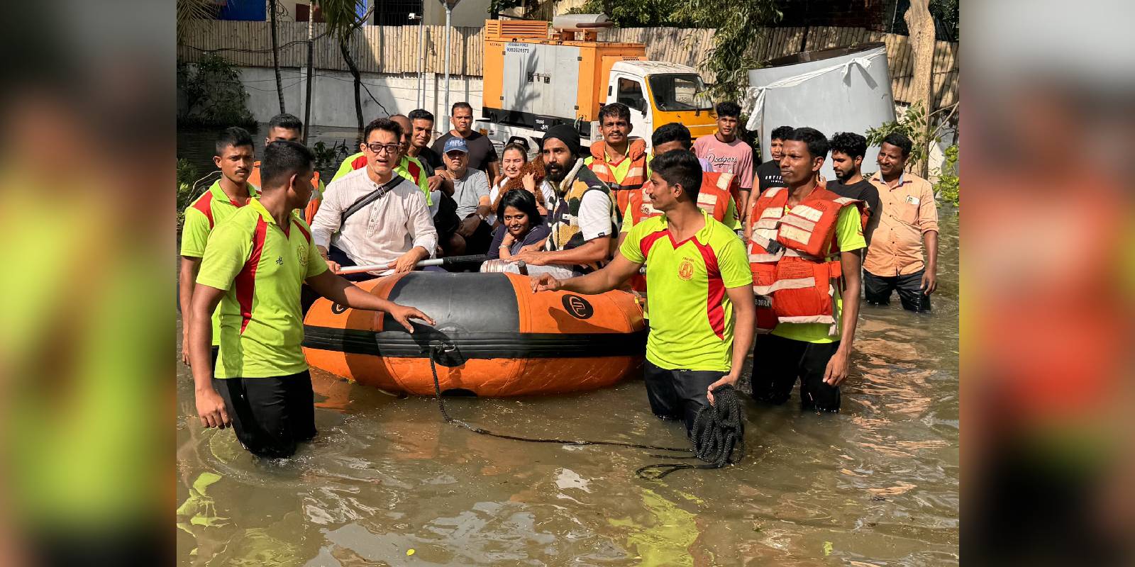 Aamir Khan Vishnu Vishal Jwala Gutta rescued from Chennai floods