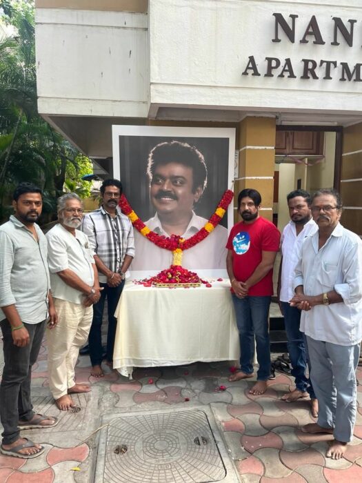Actors and technicians from the Tamil film industry pay homage to the late actor