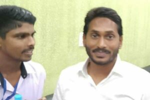 'Kodi Kathi' Srinu with YS Jagan at Vizag Airport VIP lounge. (Supplied) 