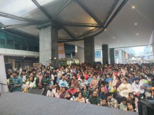 'Snollygoster', 'patriotism v nationalism', 'info blanketing' take centre stage at Tharoor valedictory at Hyderabad Lit Fest