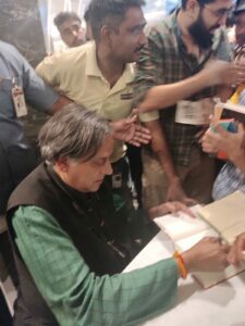 'Snollygoster', 'patriotism v nationalism', 'info blanketing' take centre stage at Tharoor valedictory at Hyderabad Lit Fest
